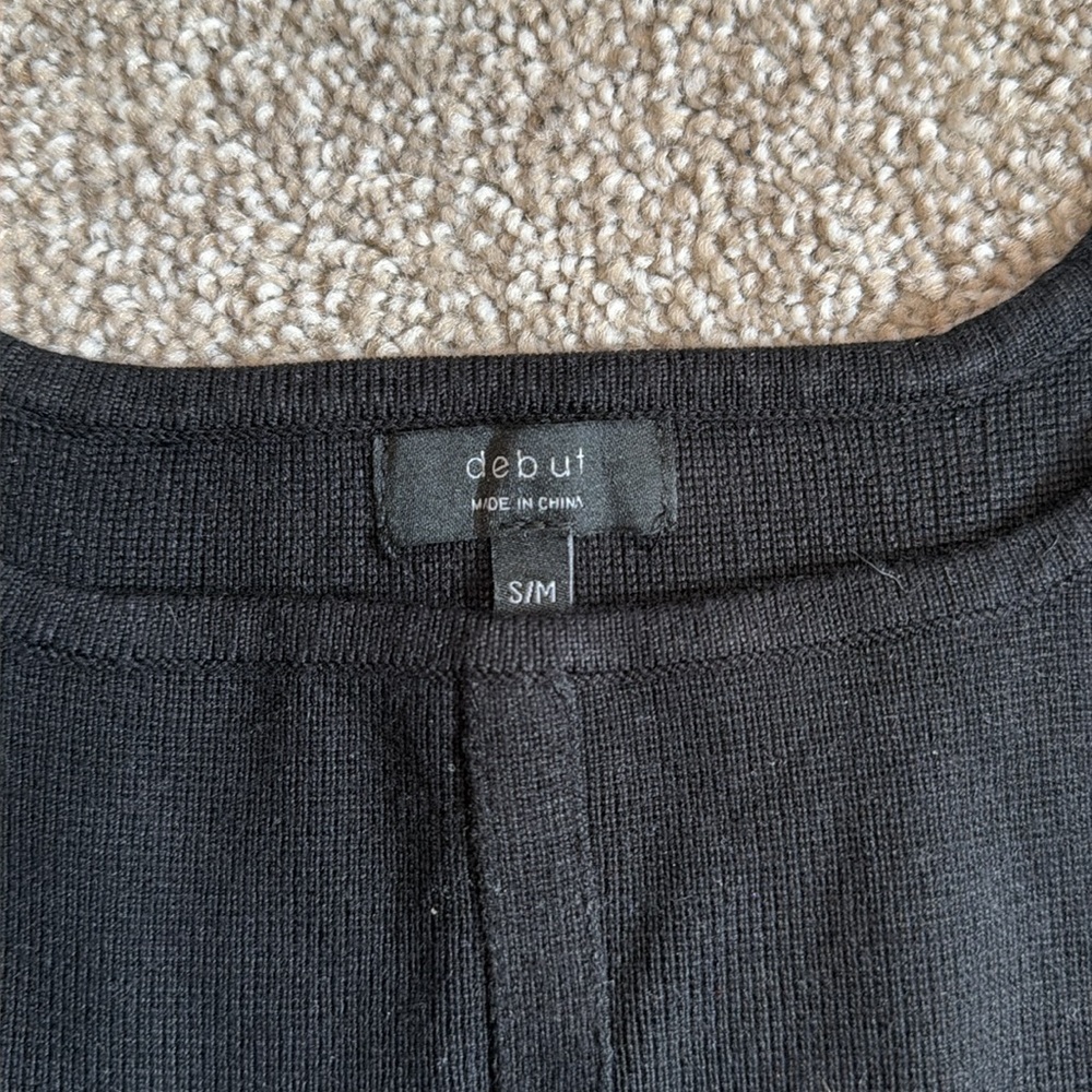 Debut Black Ribbed Square-Neck Crop Tank - Picture 2 of 3
